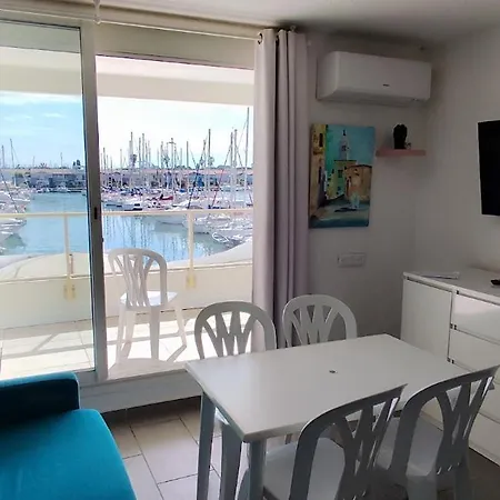 La Terrasse Des Mats Apartment *