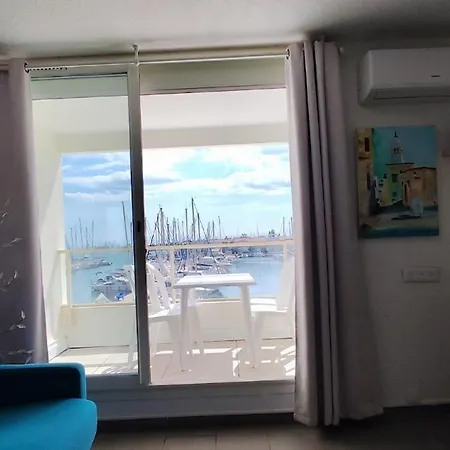 La Terrasse Des Mats Apartment